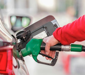 Πανάκριβη βενζίνη και ντίζελ στην Ελλάδα